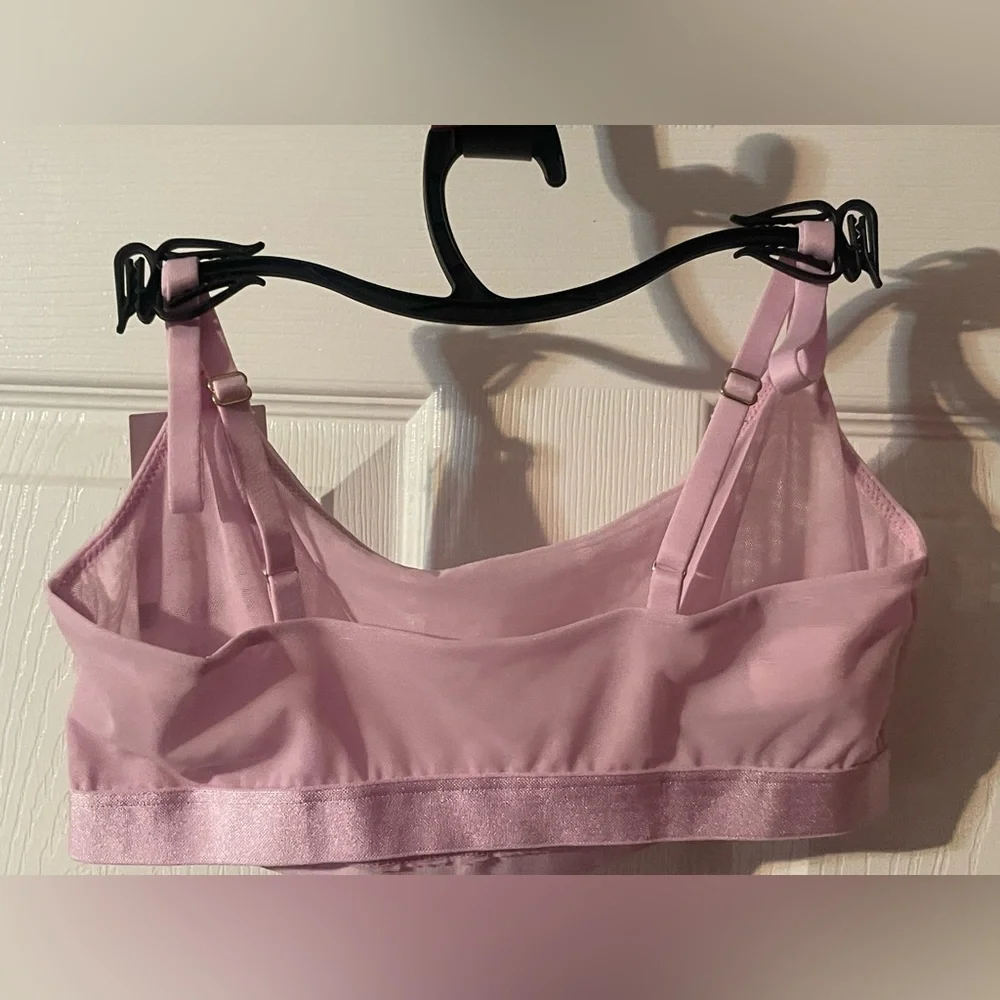 Joyspun’s Women’s Lilac Mesh Bralette! NWT! Size Small.‎